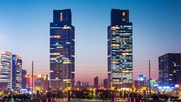 鄭州綠地中央廣場(chǎng)